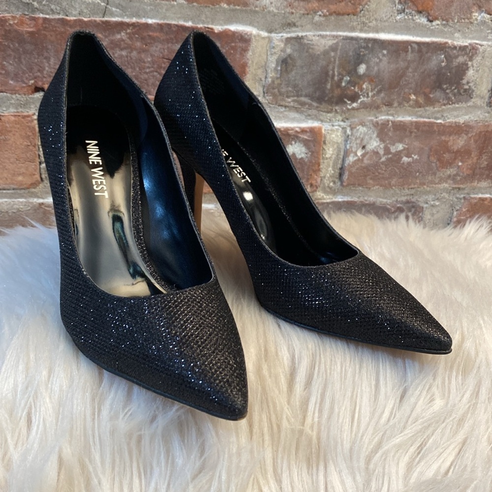 Nine West Jackpot Textured Heels, Size 5.5M